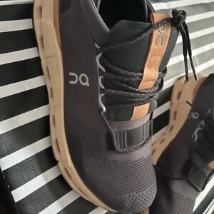 Onclouds cloudnovas black/ tan